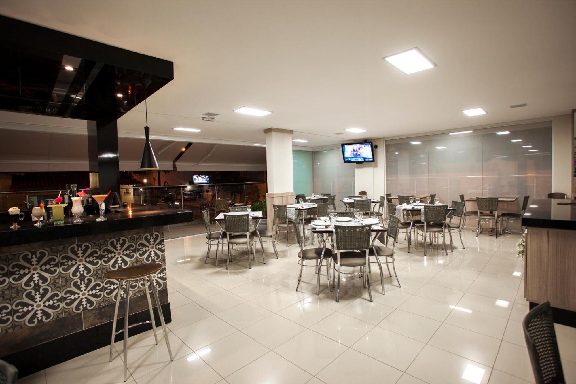 Estoril Hotel Marília Exterior foto
